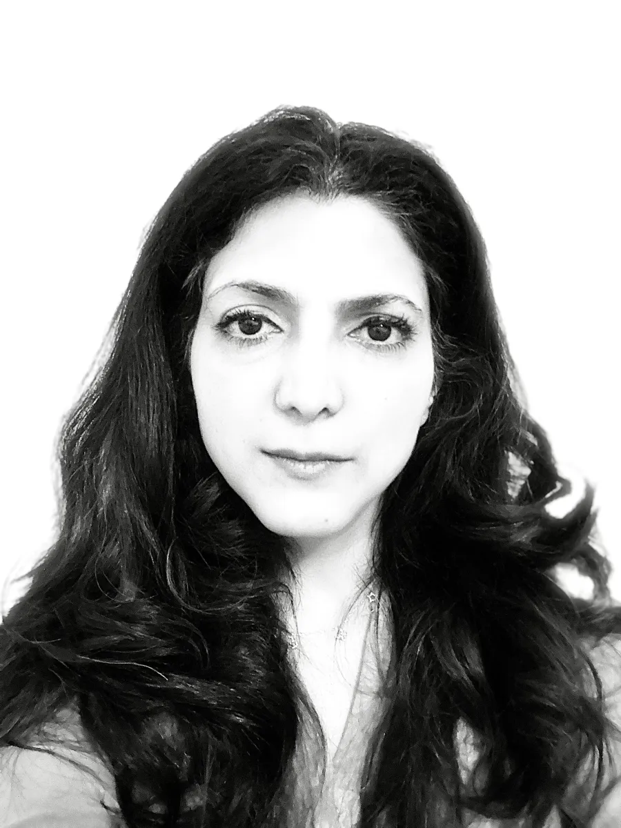 Dr Kimia Mirzakhani, principal dentist at Caspian Dental Clinic in Bushey